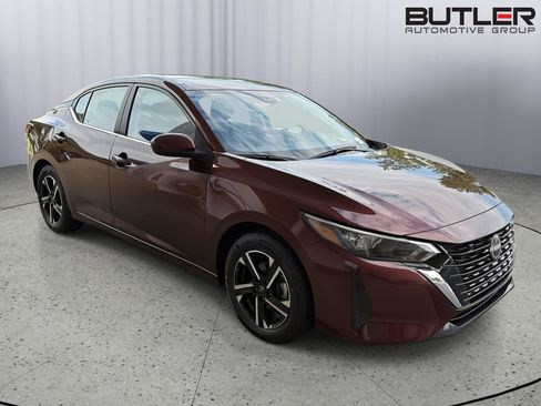 Used 2025 Nissan Sentra SV FWD image 8