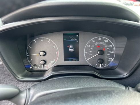 Used 2024 Toyota Corolla SE image 18