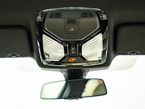 Used 2023 BMW 540i xDrive w/ Executive Package AWD/4WD image 41