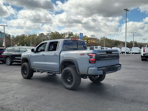 Used 2025 Nissan Frontier PRO-4X image 15