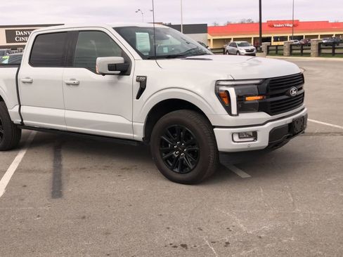 Used 2024 Ford F150 Platinum w/ FX4 Off-Road Package image 2