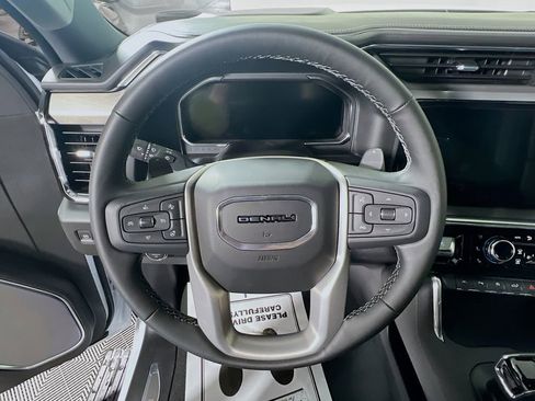 New 2026 GMC Sierra 1500 Denali AWD/4WD image 10