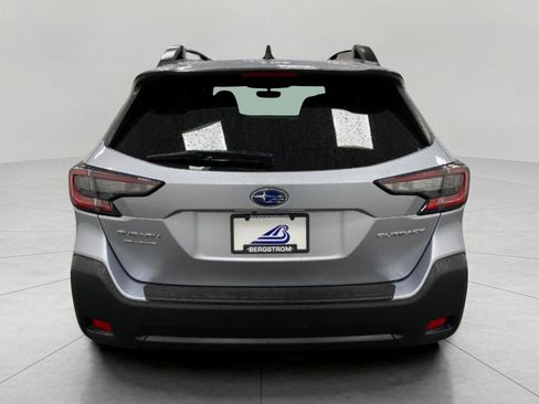 Used 2025 Subaru Outback Premium w/ Popular Package #1A AWD/4WD image 37