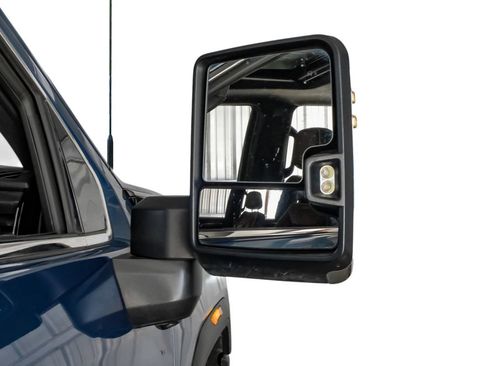 Used 2024 GMC Sierra 2500 Denali Ultimate AWD/4WD image 42