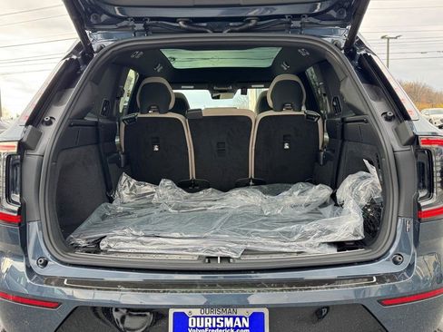New 2025 Volvo EX90 Plus w/ Protection Package Premier AWD/4WD image 15