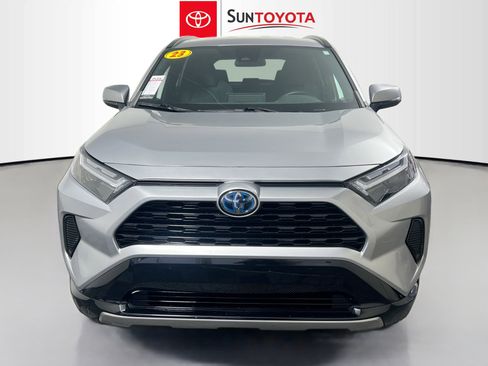Used 2023 Toyota RAV4 SE image 10