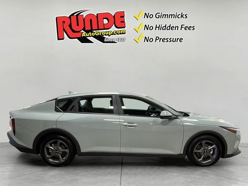 Used 2025 Kia K4 image 6