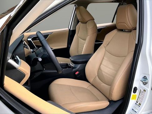 Used 2021 Toyota RAV4 Limited w/ Limited Grade Weather Package image 22