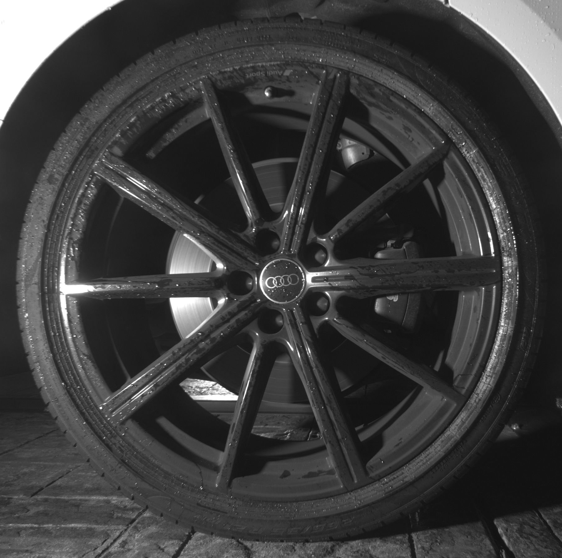 Used 2024 Audi S8 w/ S8 Comfort Plus Package AWD/4WD image 31
