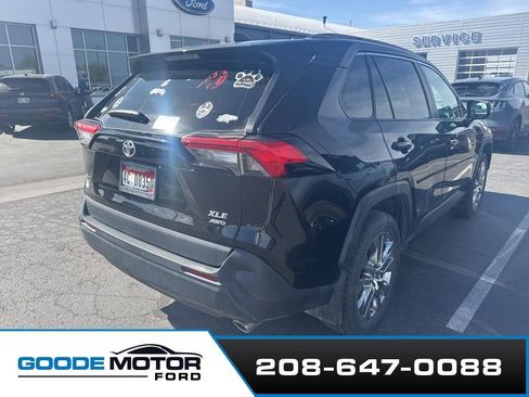 Used 2021 Toyota RAV4 XLE Premium AWD/4WD image 5