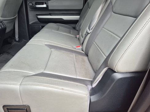 Used 2020 Toyota Tundra Limited w/ Limited Premium Package RWD image 12