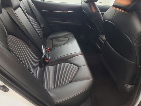 Used 2024 Toyota Camry SE image 17