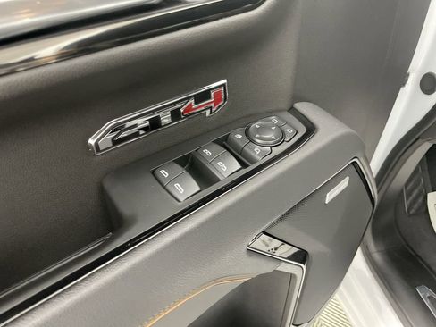 Used 2025 GMC Sierra 1500 AT4 w/ Technology Package image 23
