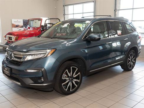 Used 2022 Honda Pilot Touring image 4