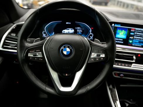 Used 2023 BMW X5 xDrive45e w/ Climate Comfort Package image 18