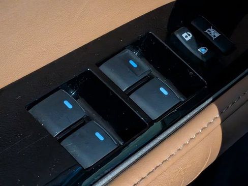 Used 2016 Lexus ES 350 w/ Premium Package w/Wood Trim FWD image 24