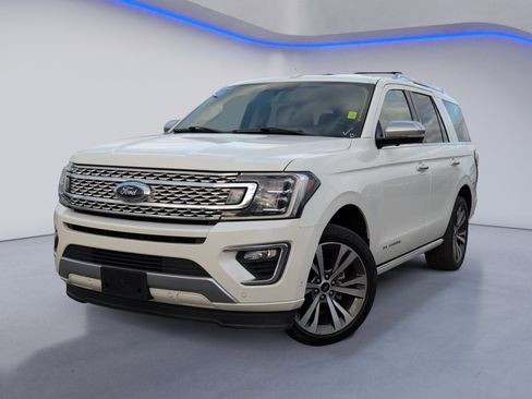 Used 2020 Ford Expedition Platinum image 2