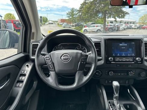 Certified 2023 Nissan Frontier SV w/ SV Convenience Package AWD/4WD image 16