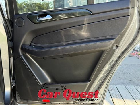 Used 2018 Mercedes-Benz GLS 450 4MATIC image 35