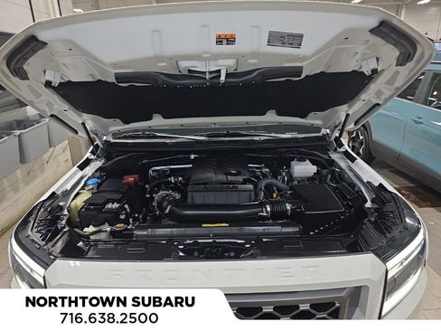 Used 2024 Nissan Frontier SL w/ Technology Package image 14