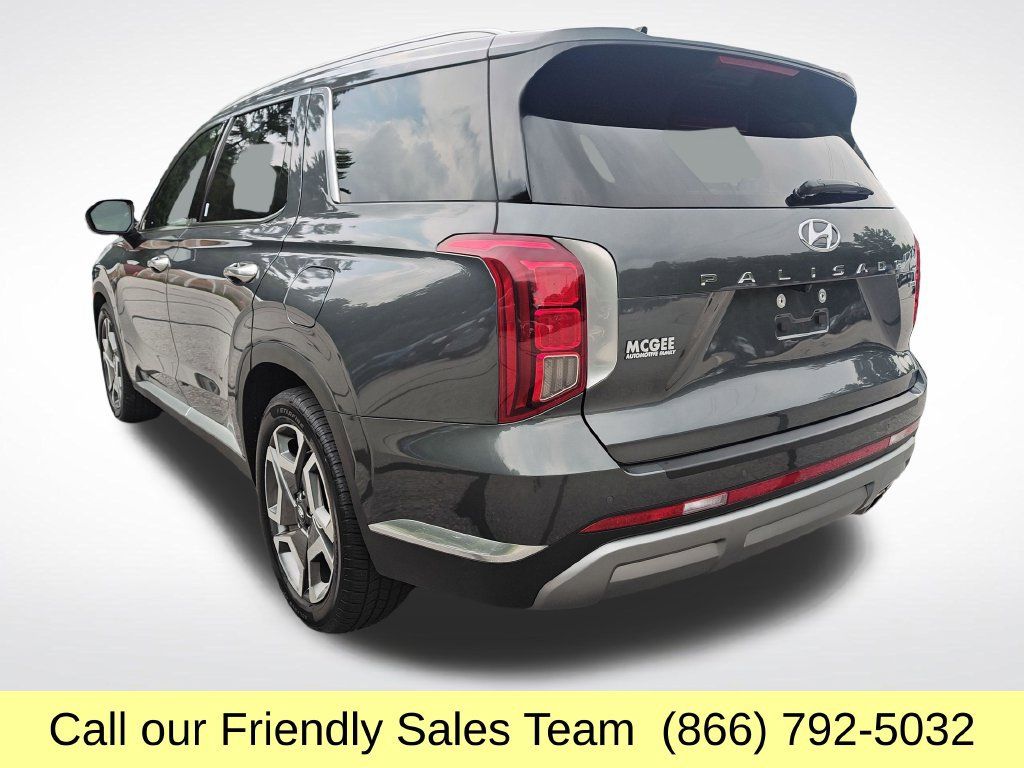 Used 2023 Hyundai Palisade Limited w/ Cargo Package AWD/4WD image 3