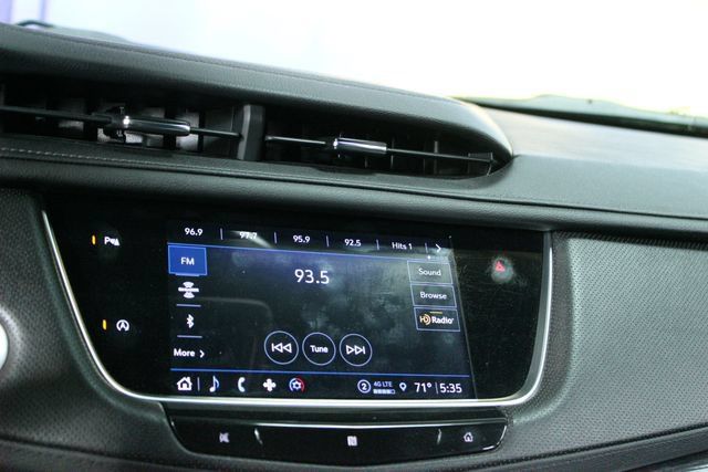 Used 2021 Cadillac XT5 Premium Luxury AWD/4WD image 21