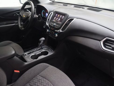 Used 2023 Chevrolet Equinox LT w/ Driver Convenience Package AWD/4WD image 11