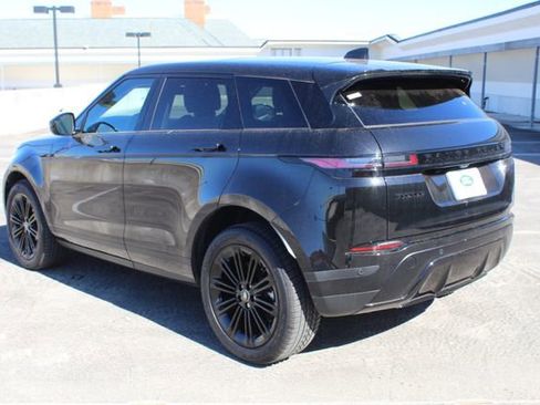 Used 2025 Land Rover Range Rover Evoque S image 11