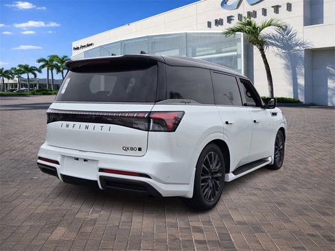 New 2026 INFINITI QX80 Autograph w/ Premium Cargo Package image 7
