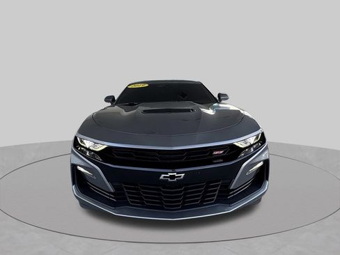 Used 2019 Chevrolet Camaro SS RWD image 3