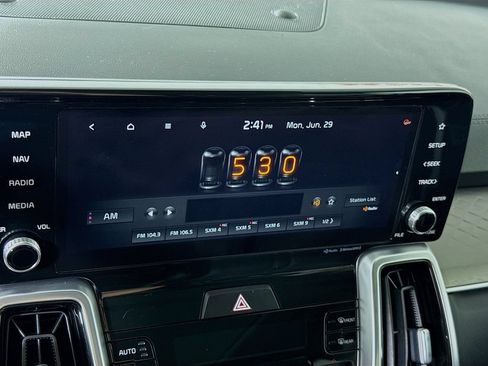Used 2022 Kia Sorento SX AWD/4WD image 7