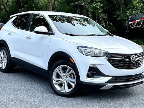 Used 2020 Buick Encore GX Preferred w/ Cold Weather Comfort Package FWD image 2