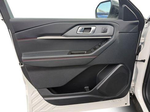 New 2026 Ford Explorer ST-Line w/ ST-Line Street Pack AWD/4WD image 53