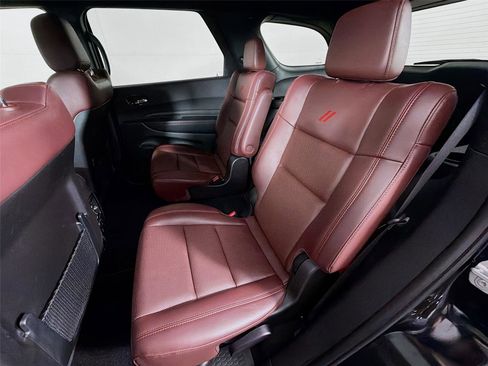 Used 2025 Dodge Durango GT image 23