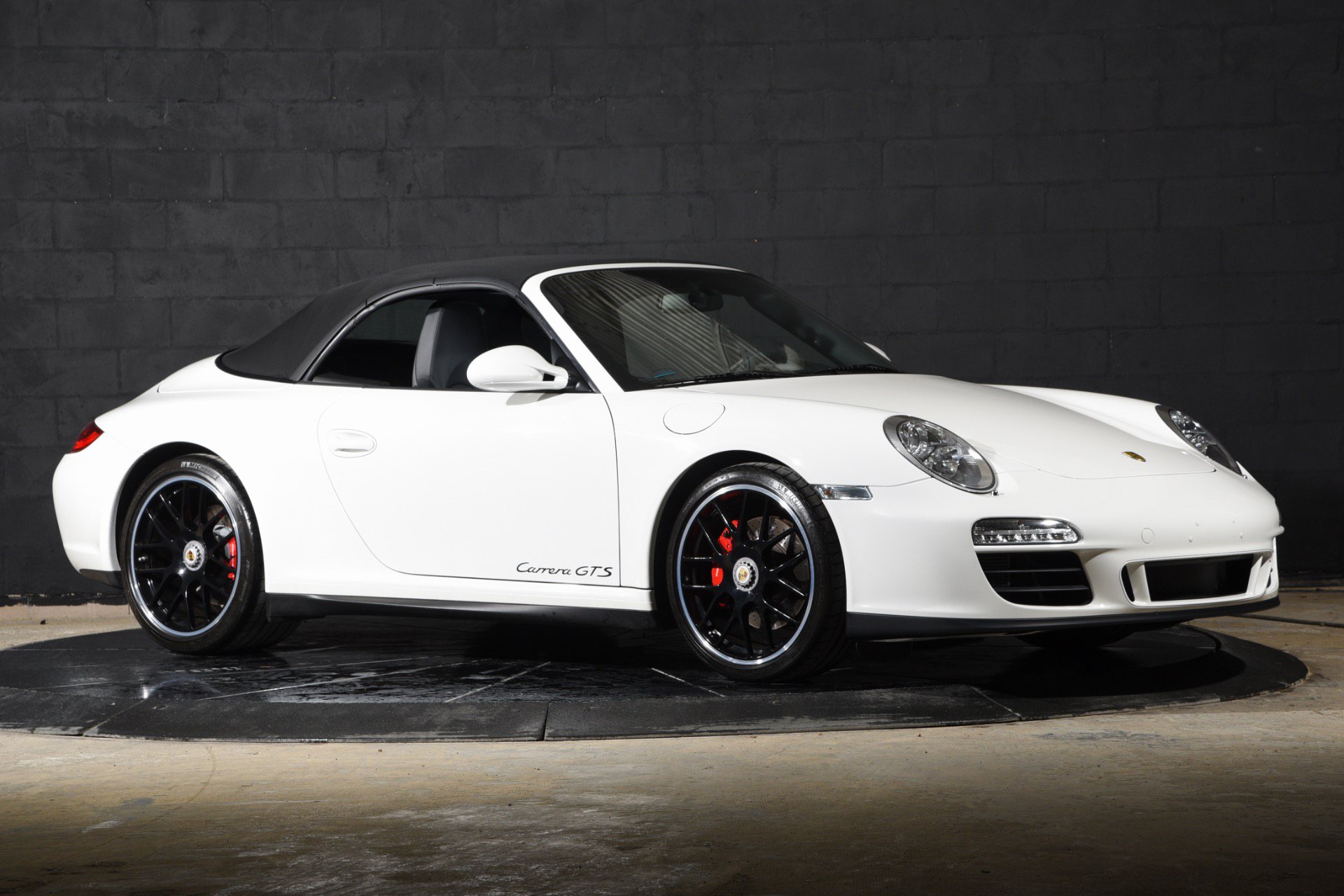 Used 2011 Porsche 911 Carrera GTS RWD image 26
