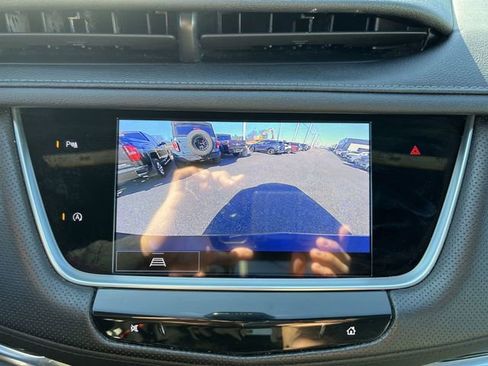 Used 2023 Cadillac XT5 Premium Luxury image 17