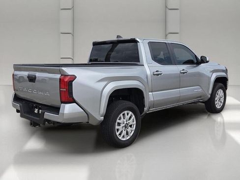 Used 2024 Toyota Tacoma SR5 RWD image 5