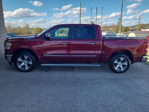 Used 2019 RAM 1500 Laramie image 6