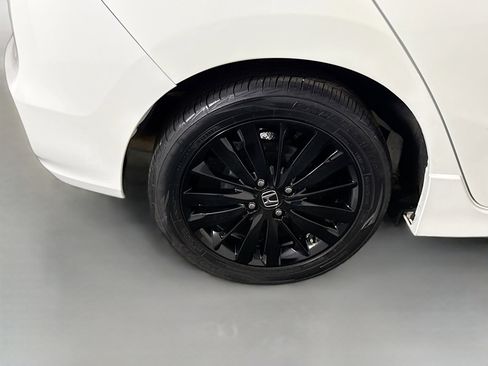 Used 2018 Honda Fit Sport image 32