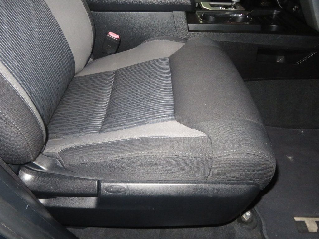 Used 2014 Toyota Tundra SR5 w/ SR5 Upgrade Package RWD image 35