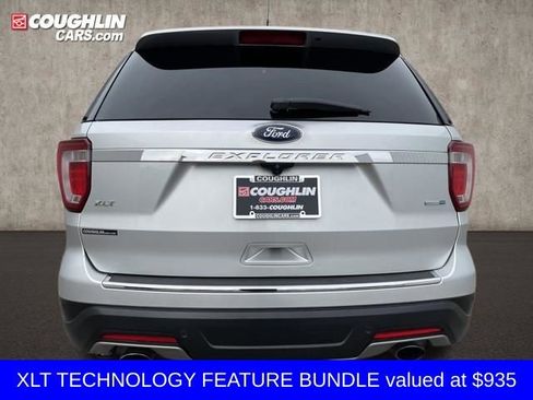 Used 2018 Ford Explorer XLT w/ Equipment Group 202A image 4