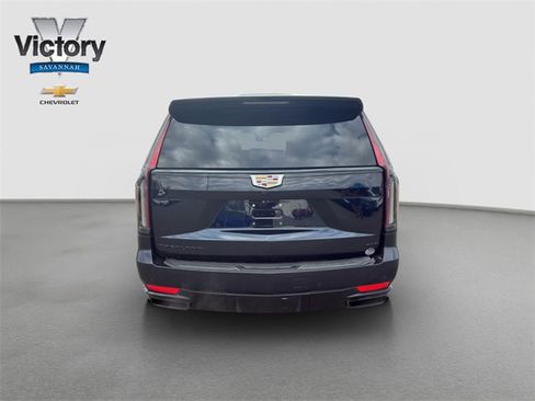 Used 2022 Cadillac Escalade Sport Platinum image 7