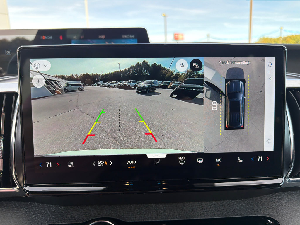 Used 2025 Ford Expedition Tremor AWD/4WD image 31