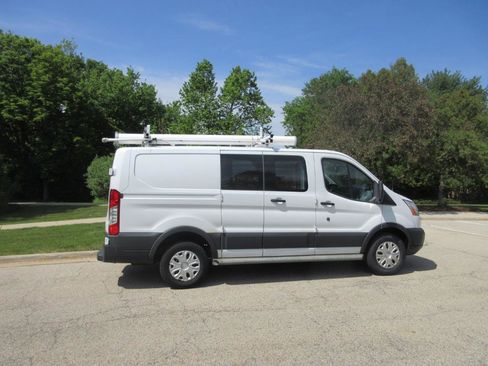 Used 2015 Ford Transit 250 130 Low Roof w/ Exterior Upgrade Package RWD image 7