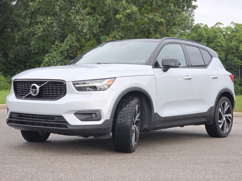 Used 2020 Volvo XC40 T5 R-Design w/ Protection Package Premier AWD/4WD image 5