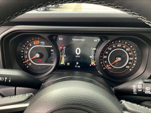 New 2025 Jeep Wrangler Rubicon w/ Convenience Group image 19