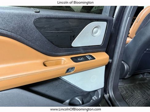 Certified 2022 Lincoln Aviator Reserve w/ Equipment Group 201A image 48