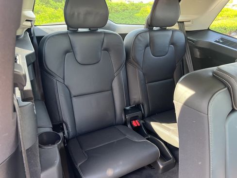 Certified 2023 Volvo XC90 T8 Ultimate w/ Protection Package Premier image 38