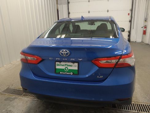 Used 2019 Toyota Camry LE FWD image 7