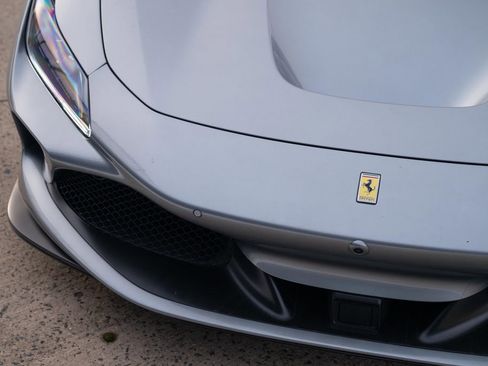 Used 2020 Ferrari F8 Tributo image 10